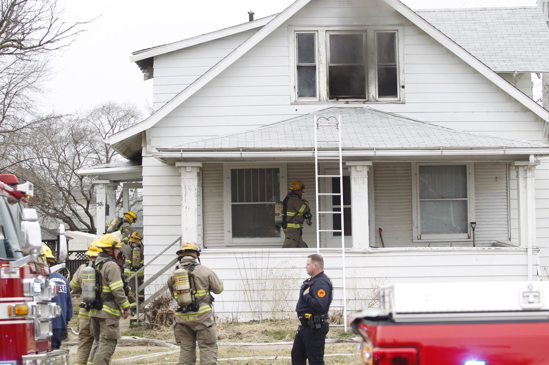 040319jr-fire-house-4